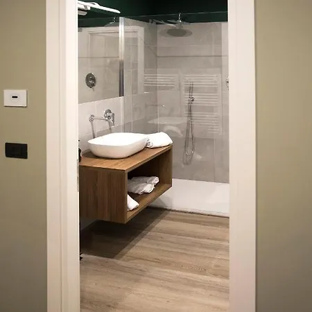 Moody Smart & Comfy Hotel 3*
