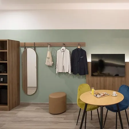 Moody Smart & Comfy Hotel 3*