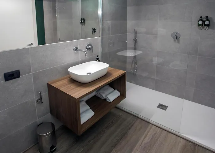 Moody Smart & Comfy 3*